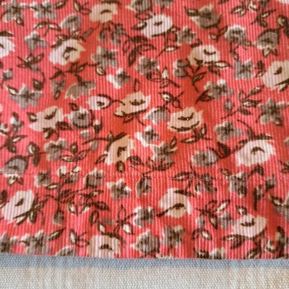 Mini Boden girls size 5-6 years corduroy pinnie - Picture 4 of 4